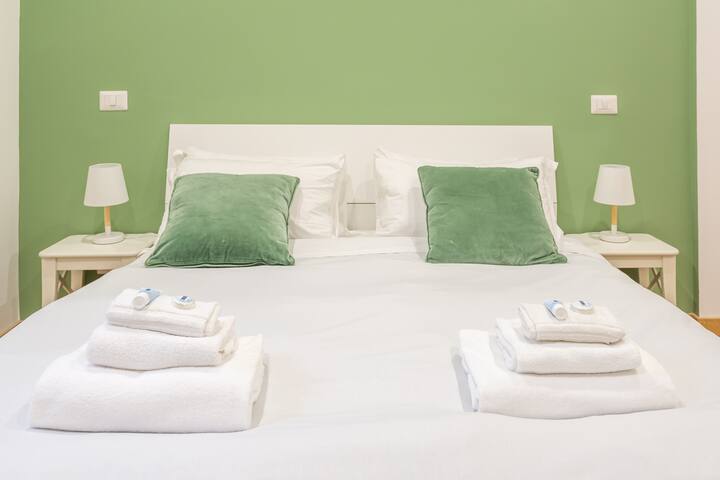 2 BDR Navona Quintessential Charm gallery image 4