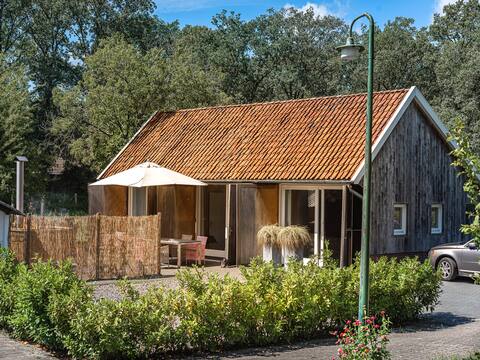 Rural holiday home with a hot tub