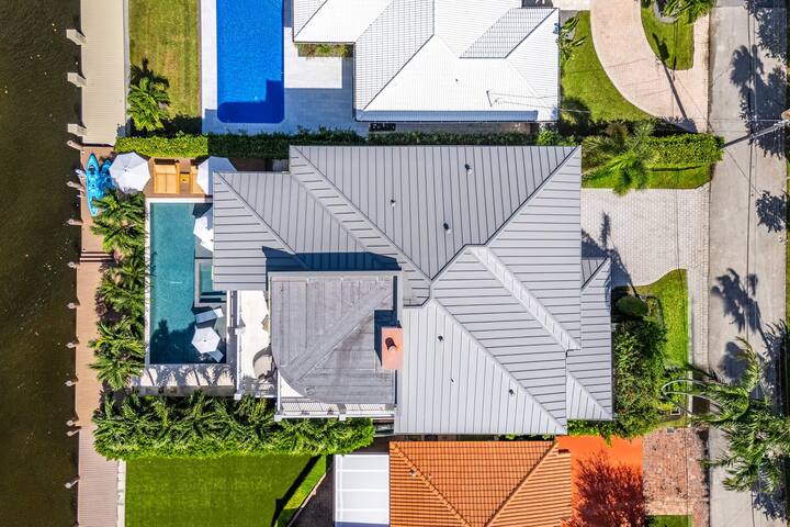 Riviera Reserve by Stay Awhile Villas gallery image 3