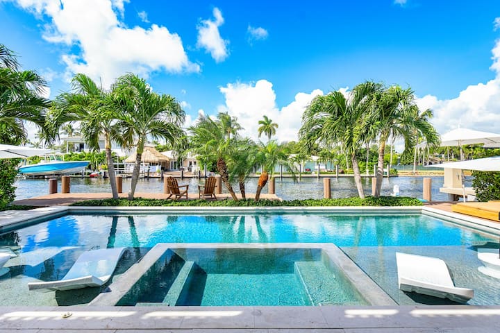 Riviera Reserve by Stay Awhile Villas