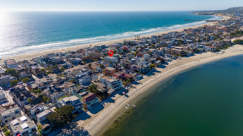 4 Bed Walk St-Mission Bay-Steps From Boardwalk!