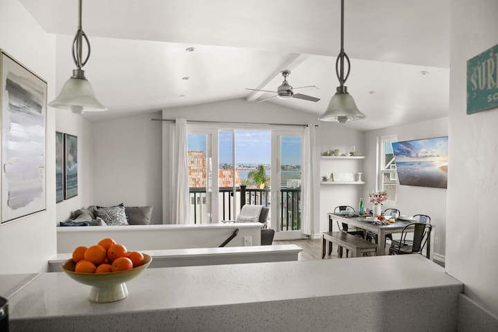 4 Bed Walk St-Mission Bay-Steps From Boardwalk!