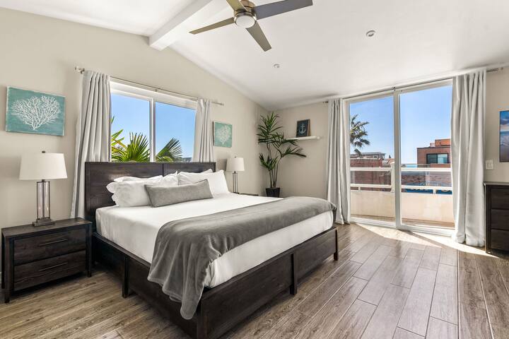 4 Bed Walk St-Mission Bay-Steps From Boardwalk! gallery image 2