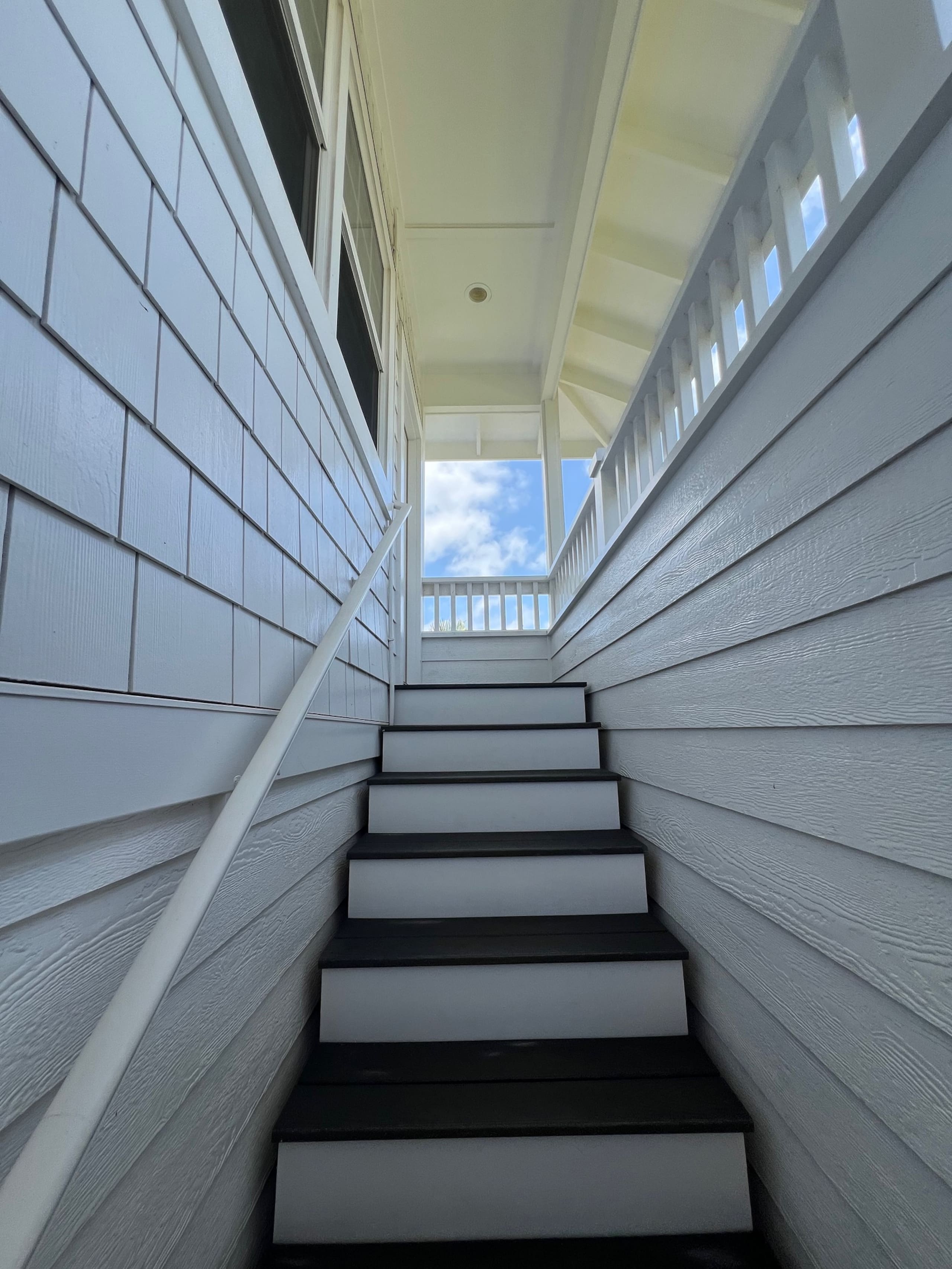 Newly Upgraded Modern Cottage in Poipu with A/C - Image 12