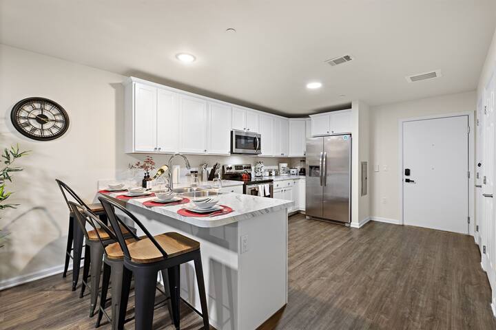 Skyline Manor Holdings managed Airbnb listing 1