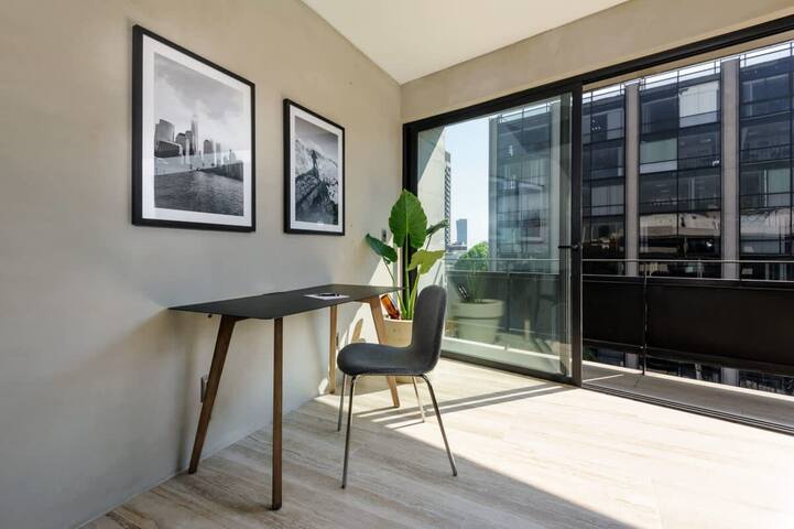 w* | Deluxe 2BR Penthouse w/ Terrace in Condesa gallery image 5