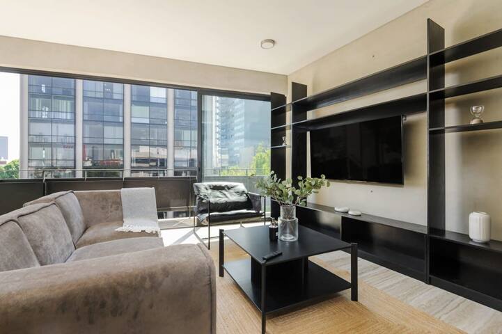 w* | Deluxe 2BR Penthouse w/ Terrace in Condesa gallery image 3