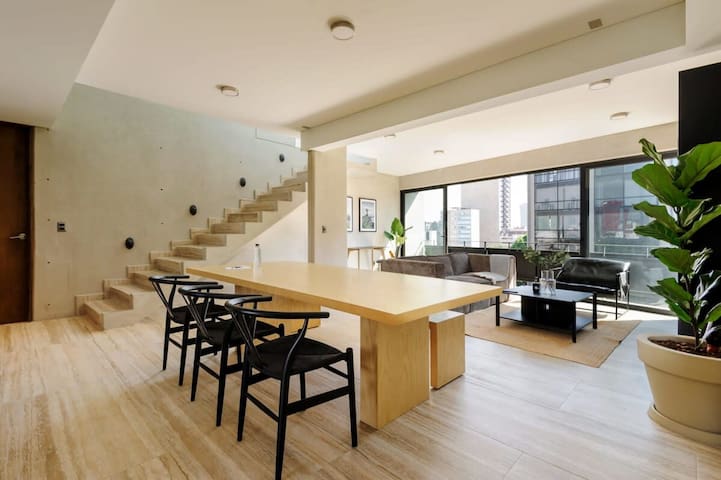 w* | Deluxe 2BR Penthouse w/ Terrace in Condesa