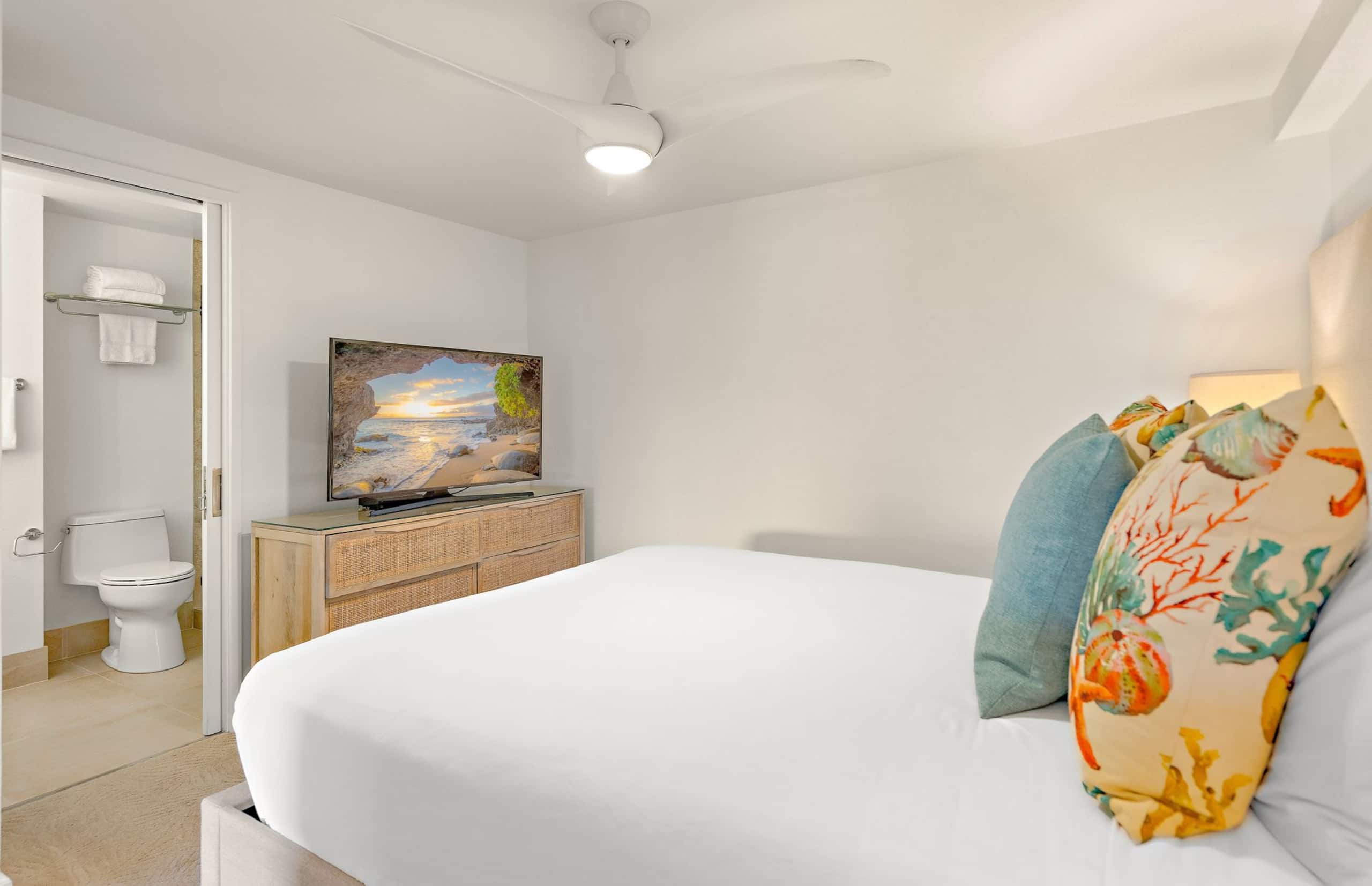 Condo in Lahaina · ★4.9 · 2 bedrooms · 2 beds · 2 baths - Image 28