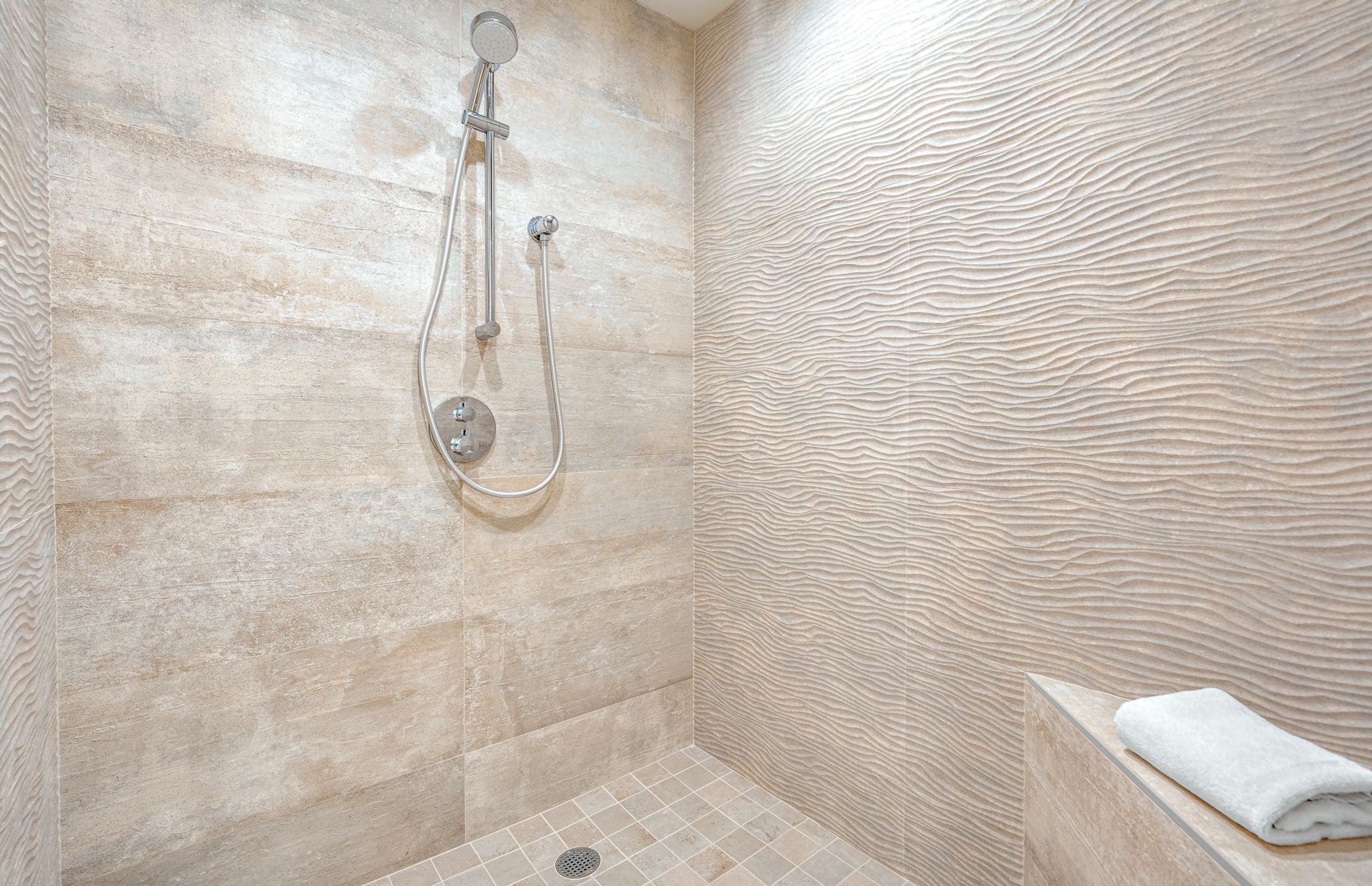 Condo in Lahaina · ★4.9 · 2 bedrooms · 2 beds · 2 baths - Image 26