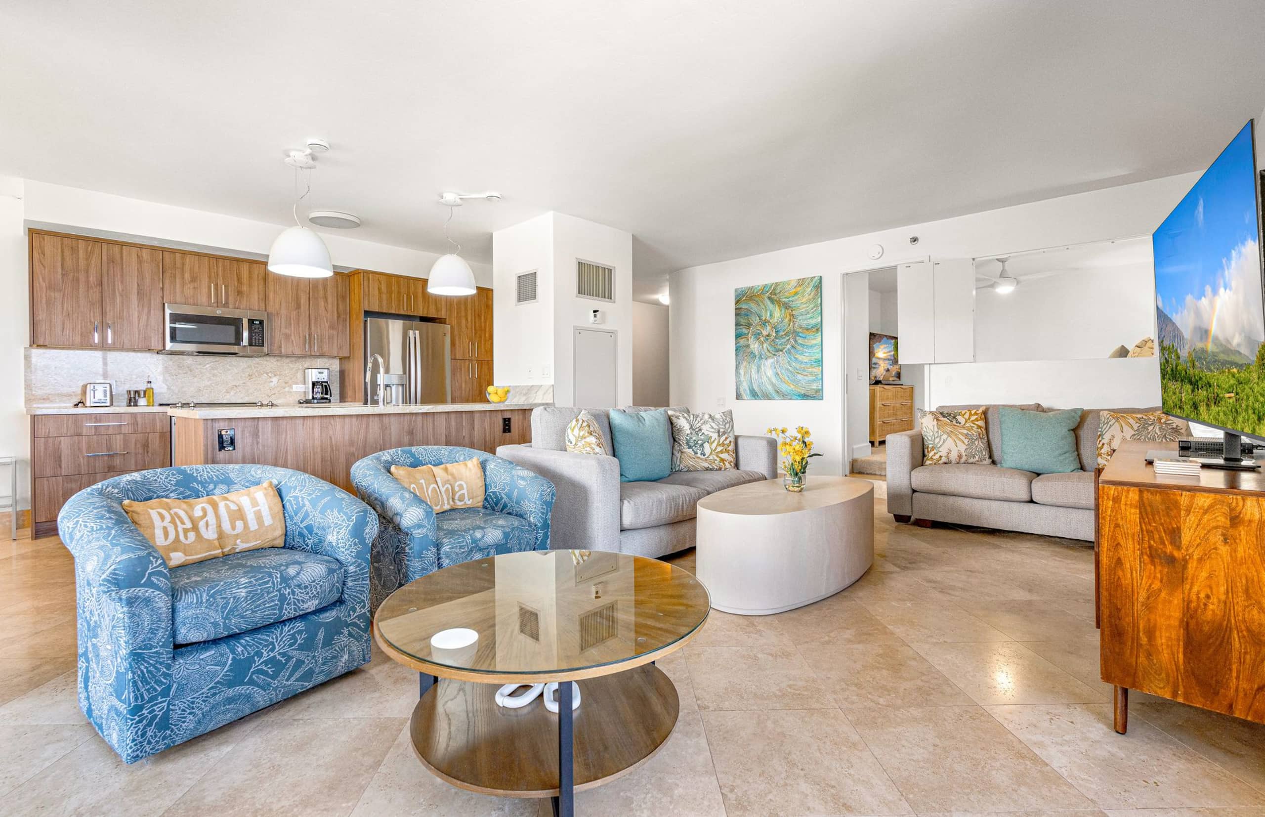 Condo in Lahaina · ★4.9 · 2 bedrooms · 2 beds · 2 baths - Image 11
