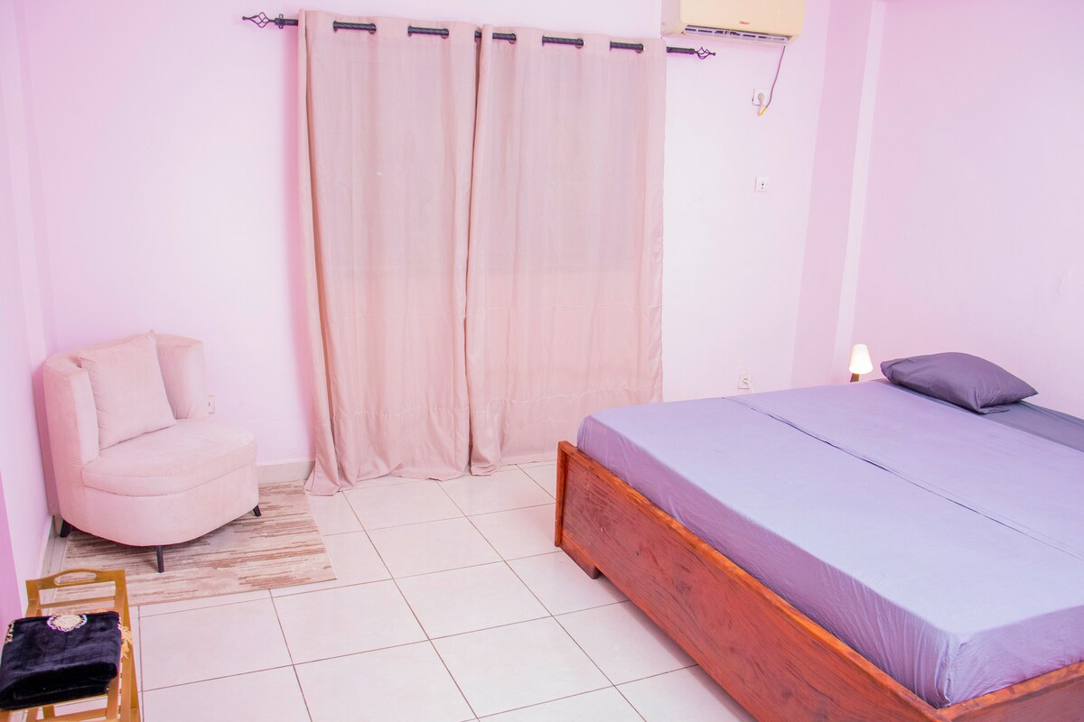 Chambre Lit King Size Grand Comfort