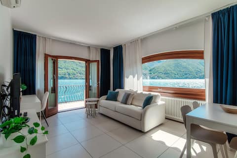 Lakeside flat (Darsena Lake View)