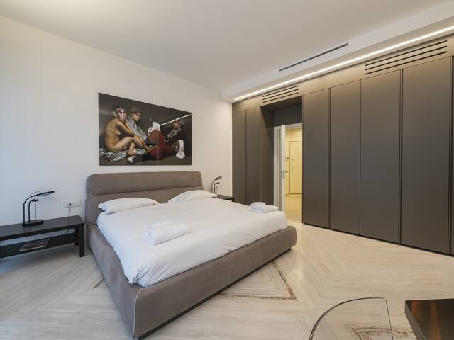 Youhosty – Duomo gallery image 2