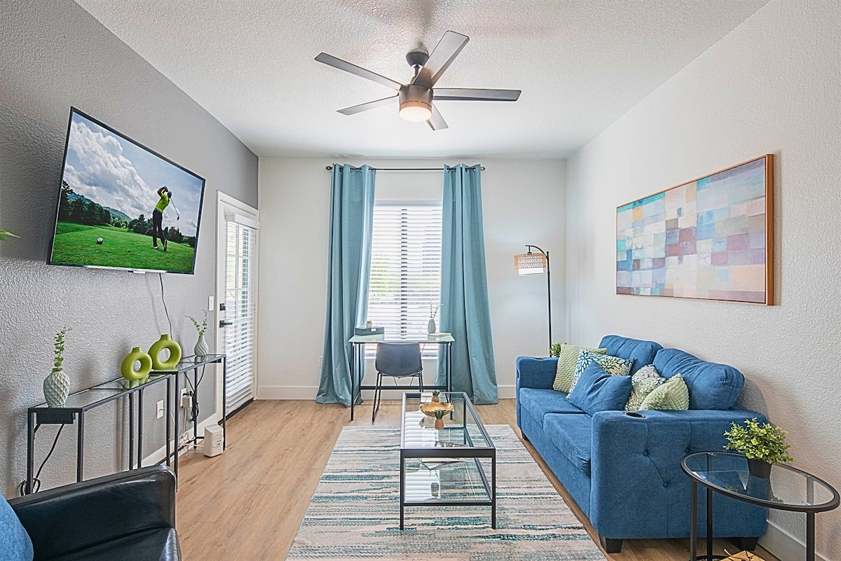 พื้นที่นั่งเล่นที่อบอุ่นและสะดวกสบาย