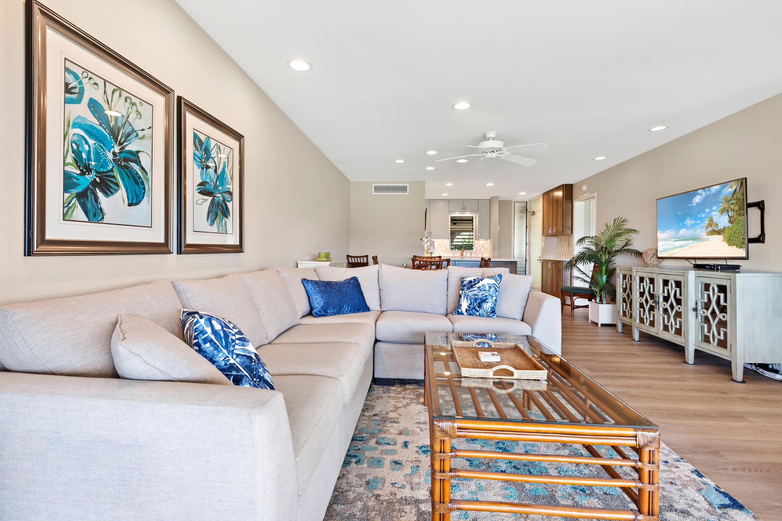Condo in Lahaina · ★4.6 · 1 bedroom · 2 beds · 1 bath - Image 2
