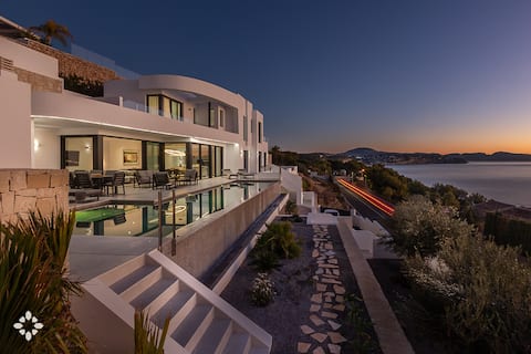 Villa Aphrodite by Abahana Luxe