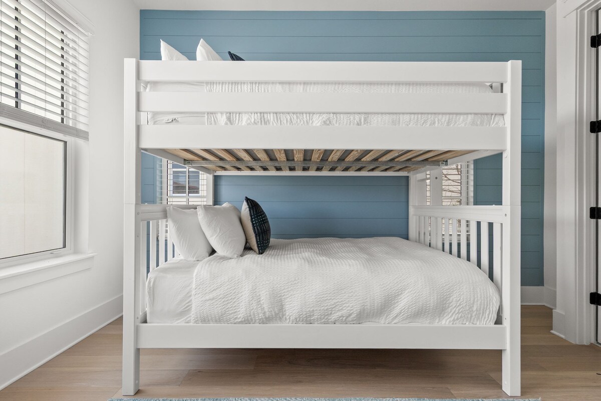 Spavaća soba na sprat br. 6 sa Smart TV-om