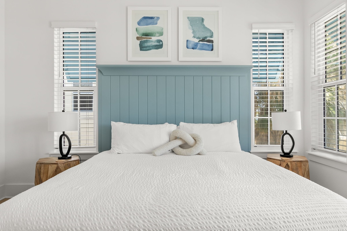 Spavaća soba s bračnim krevetom br. 4 i kupatilom sa zasebnom kupaonicom