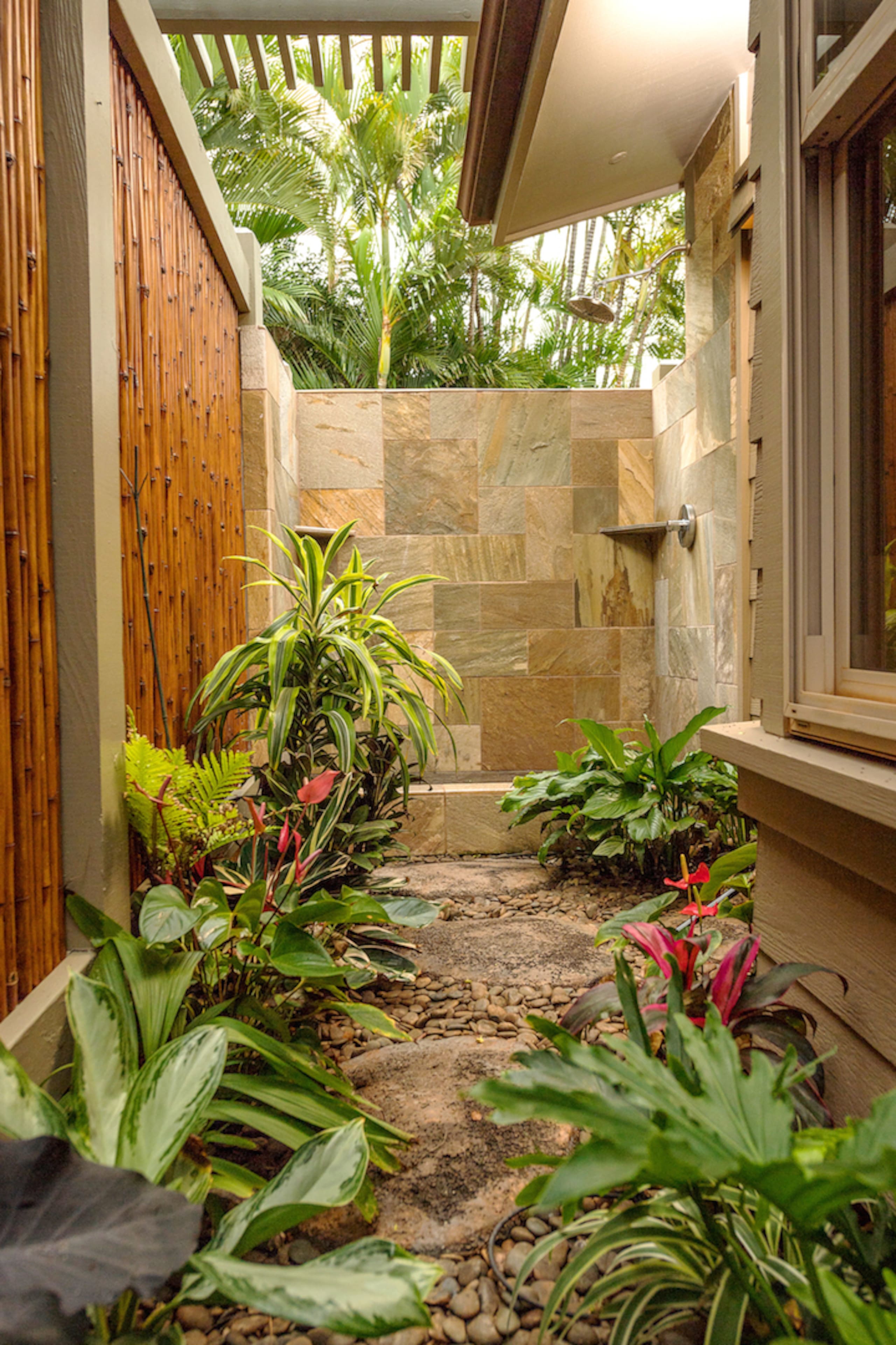 Home in Lahaina · ★4.91 · 4 bedrooms · 5 beds · 4 baths - Image 19