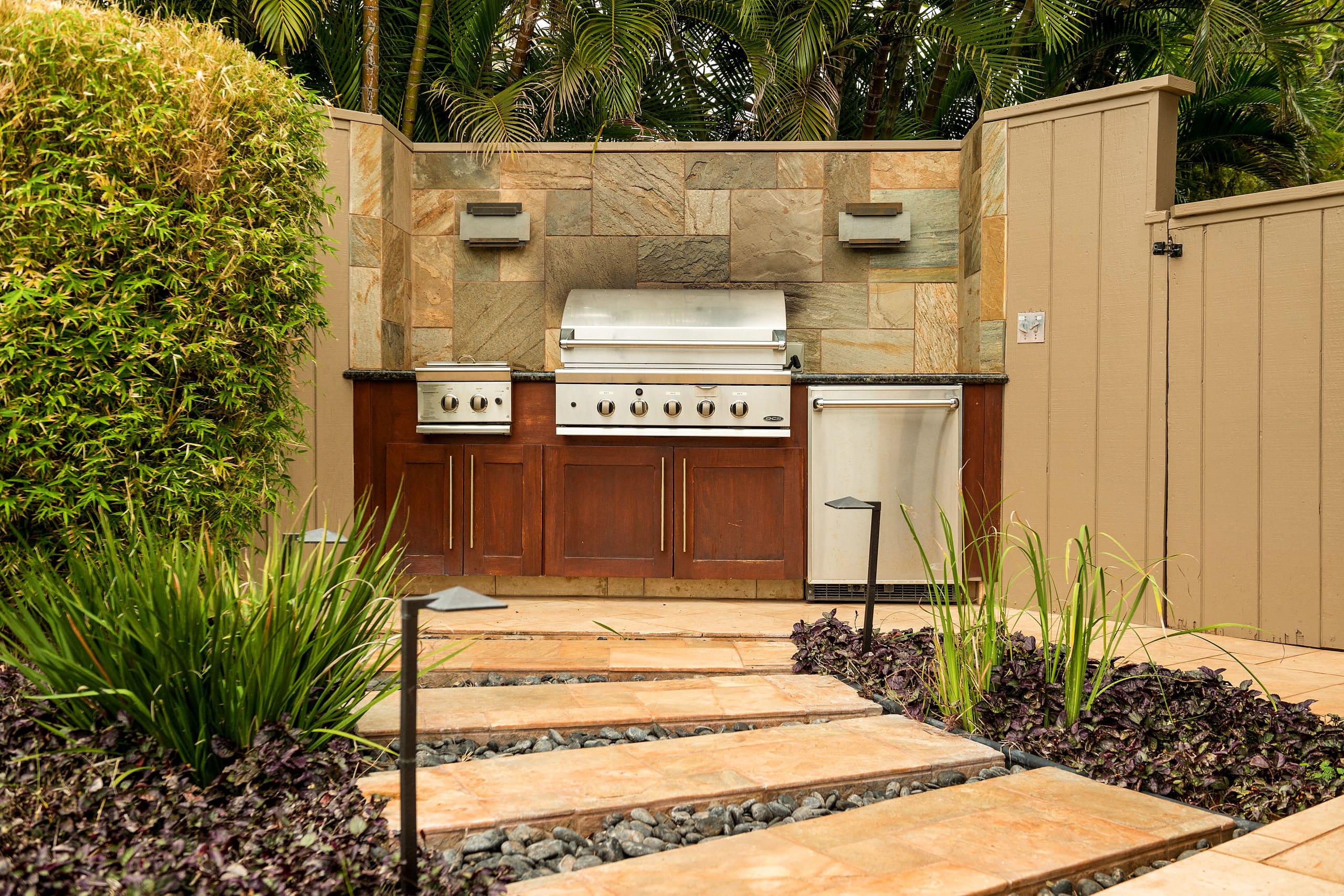 Home in Lahaina · ★4.91 · 4 bedrooms · 5 beds · 4 baths - Image 26