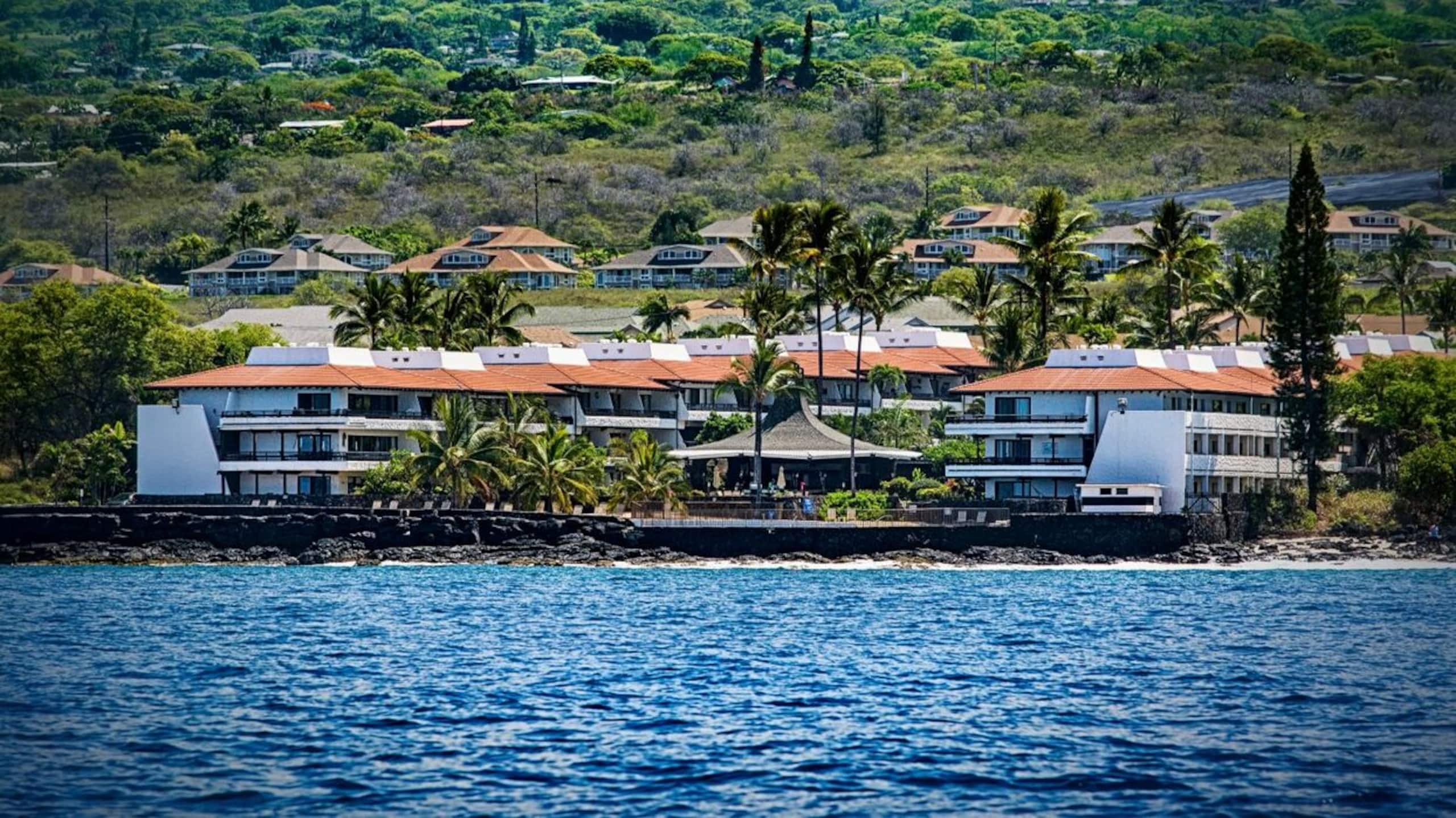 Condo in Kailua-Kona · ★4.0 · 1 bedroom · 2 beds · 1 bath - Image 17
