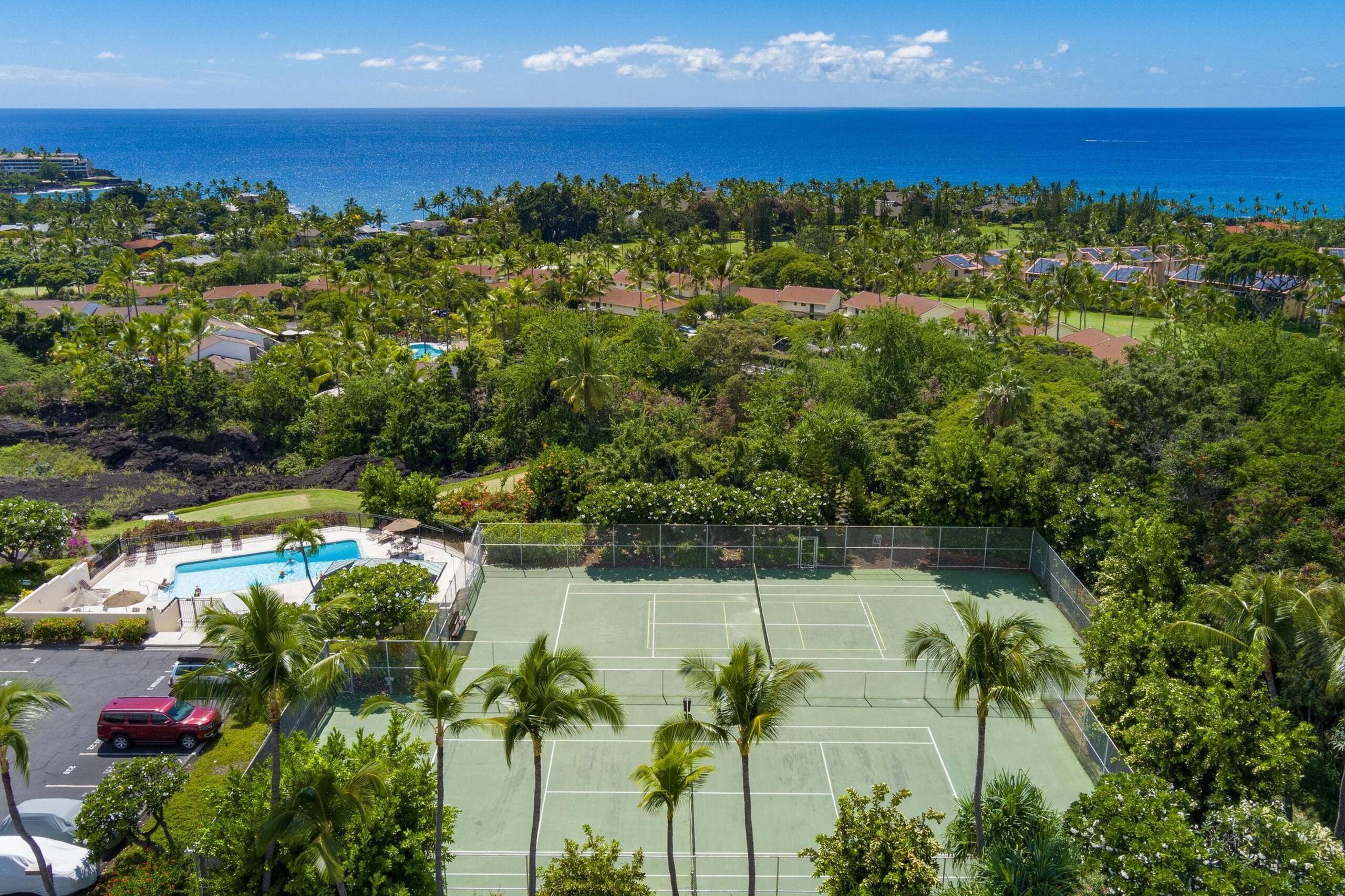 Condo in Kailua-Kona · ★4.67 · 3 bedrooms · 4 beds · 2 private baths - Image 55
