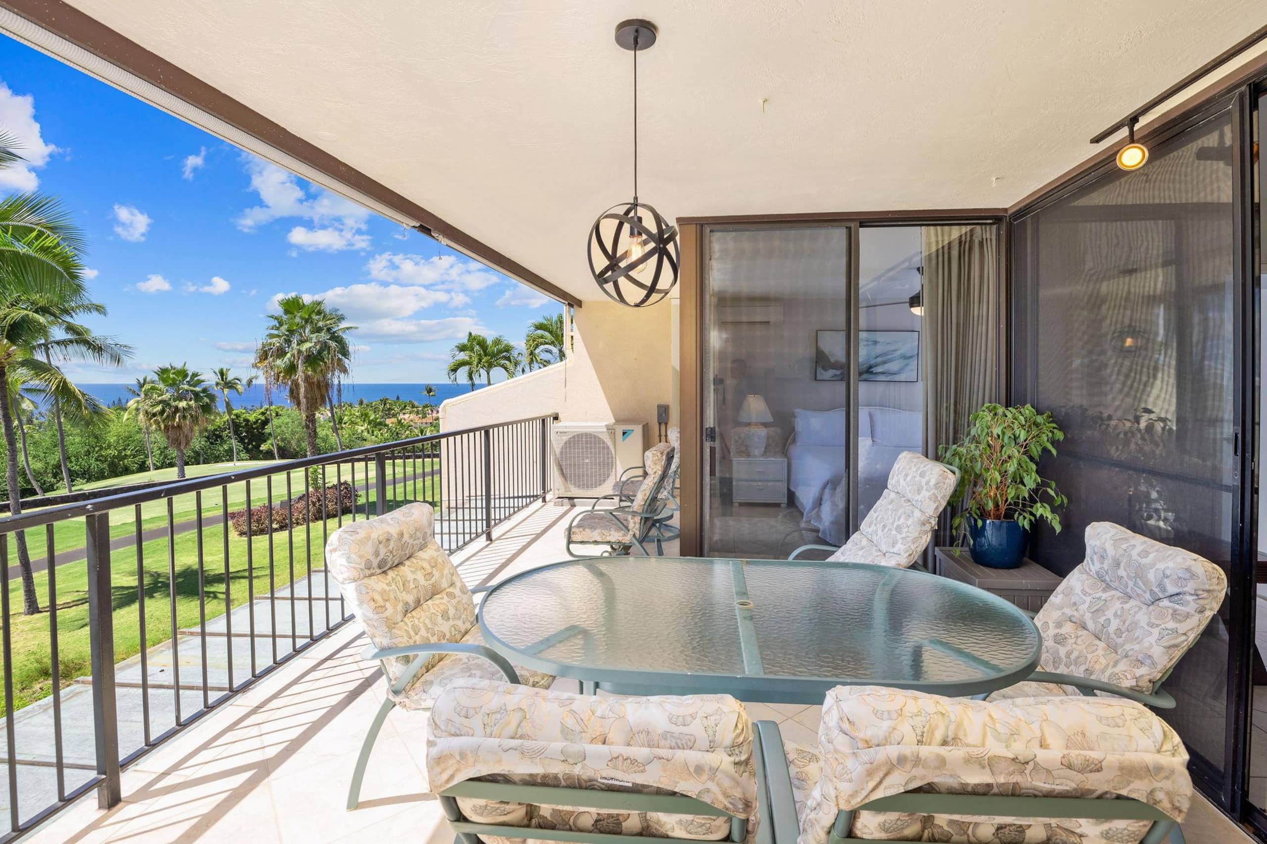 Condo in Kailua-Kona · ★4.67 · 3 bedrooms · 4 beds · 2 private baths - Image 33