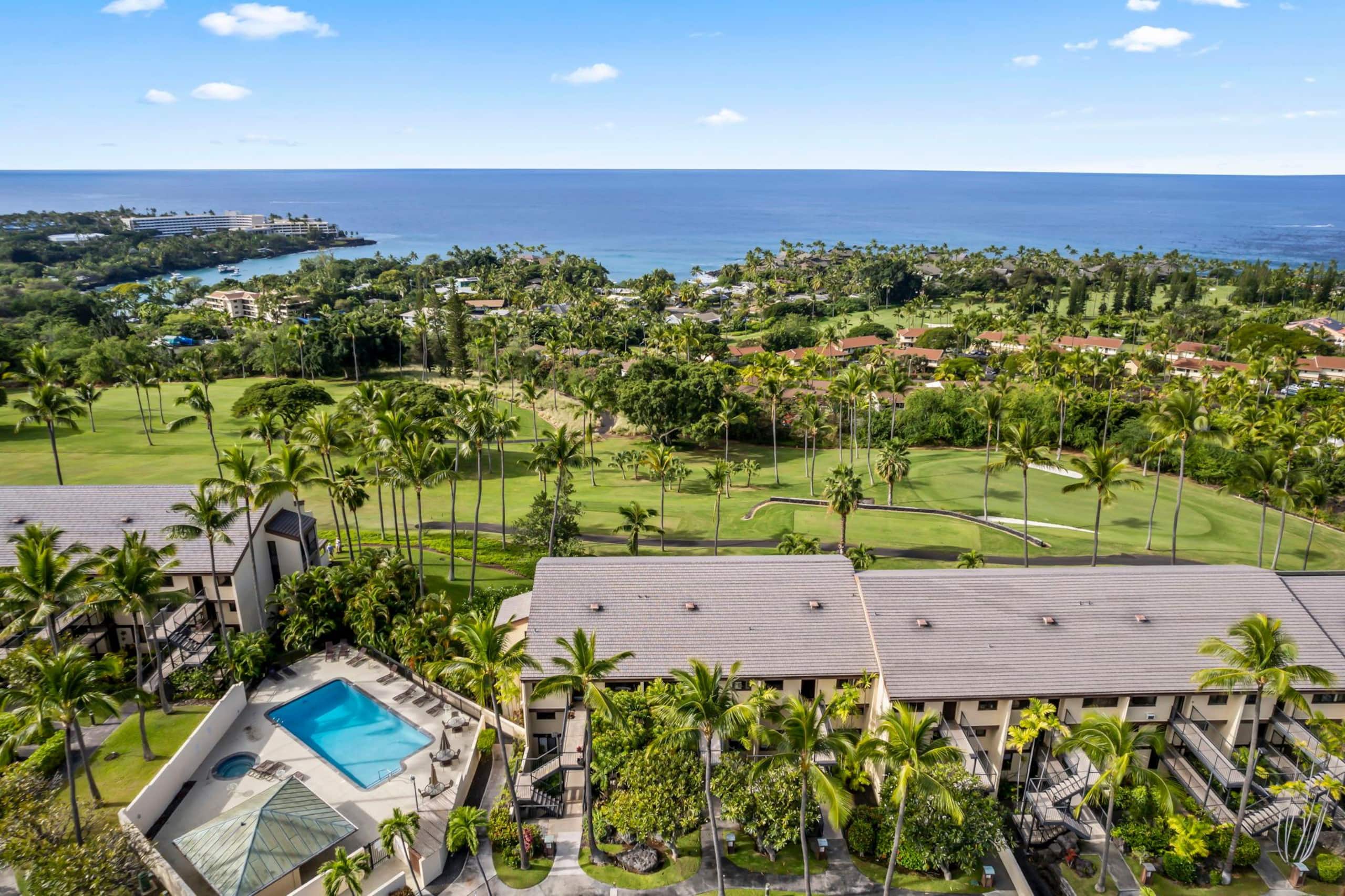 Condo in Kailua-Kona · ★4.67 · 3 bedrooms · 4 beds · 2 private baths - Image 41