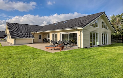 Leistungsstarkes Airbnb: Gorgeous home in Dagebüll with kitchen in Dagebüll