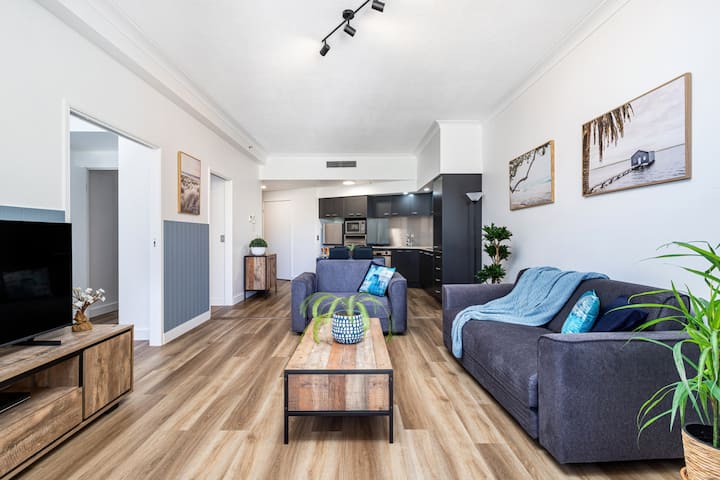 'The Ocean Breeze Getaway' By Inn Paradise - Surfers Paradise
