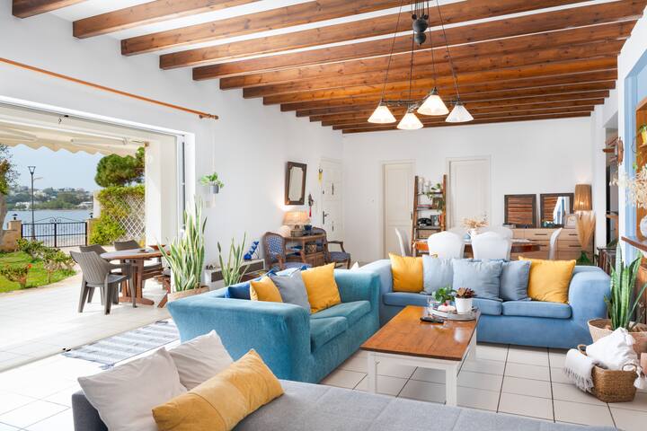 Villa peristeri gallery image 5