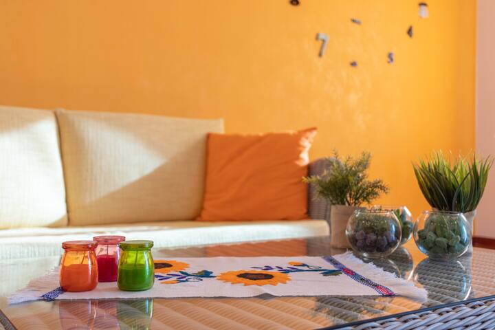 Sole e Girasoli gallery image 2