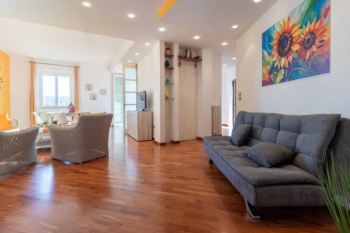 Sole e Girasoli gallery image 5