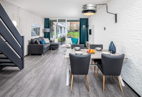 Top performing Airbnb: Apartment Comfort 4B - SPAQ in Wijk 05 Bruinisse