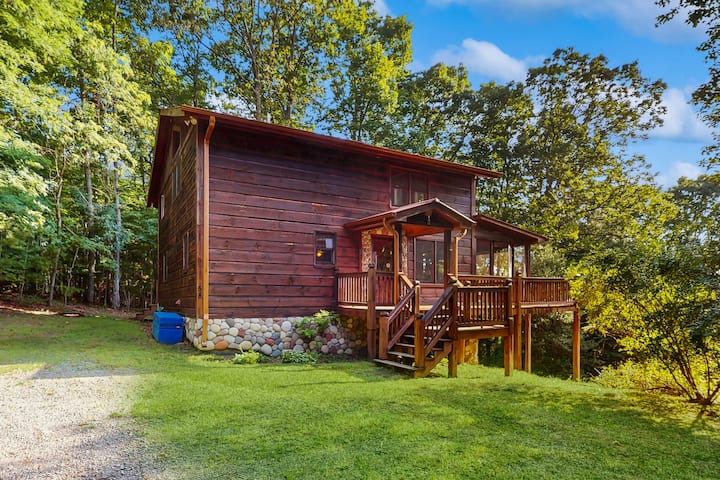 2br Mountainview | Wraparound Deck | Firepit - Blue Ridge, GA