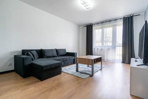 Top performing Airbnb: Sosnowiec City Centre Apartment in Szopienice Burowiec