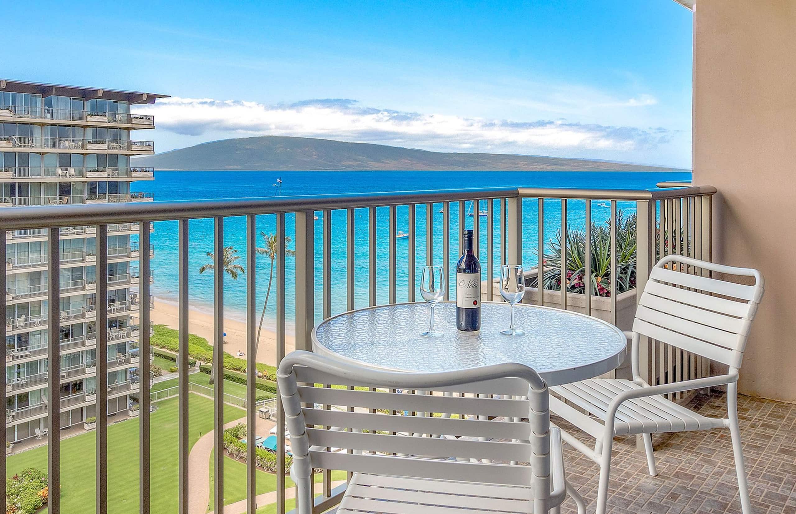 Condo in Lahaina · ★4.82 · Studio · 1 bed · 1 bath - Image 2