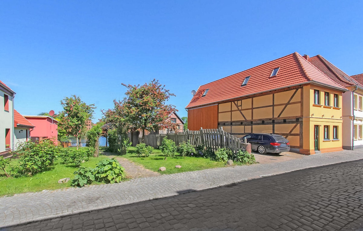 Top Airbnb: Malchow Vacation Rental in Malchow