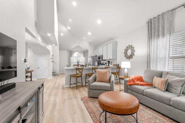 Luxury Condo 3 Bedrooms!   Bunks! Sleeps 9, Newly - ブランソン, MO