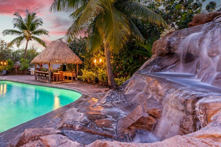 Aloha Pearl Private Home with Pool and Hot Tub! gallery image 2