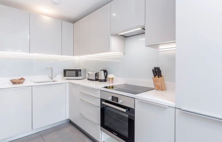 2 Bedrooms-Central London Eye-Tower Bridge-Shard3