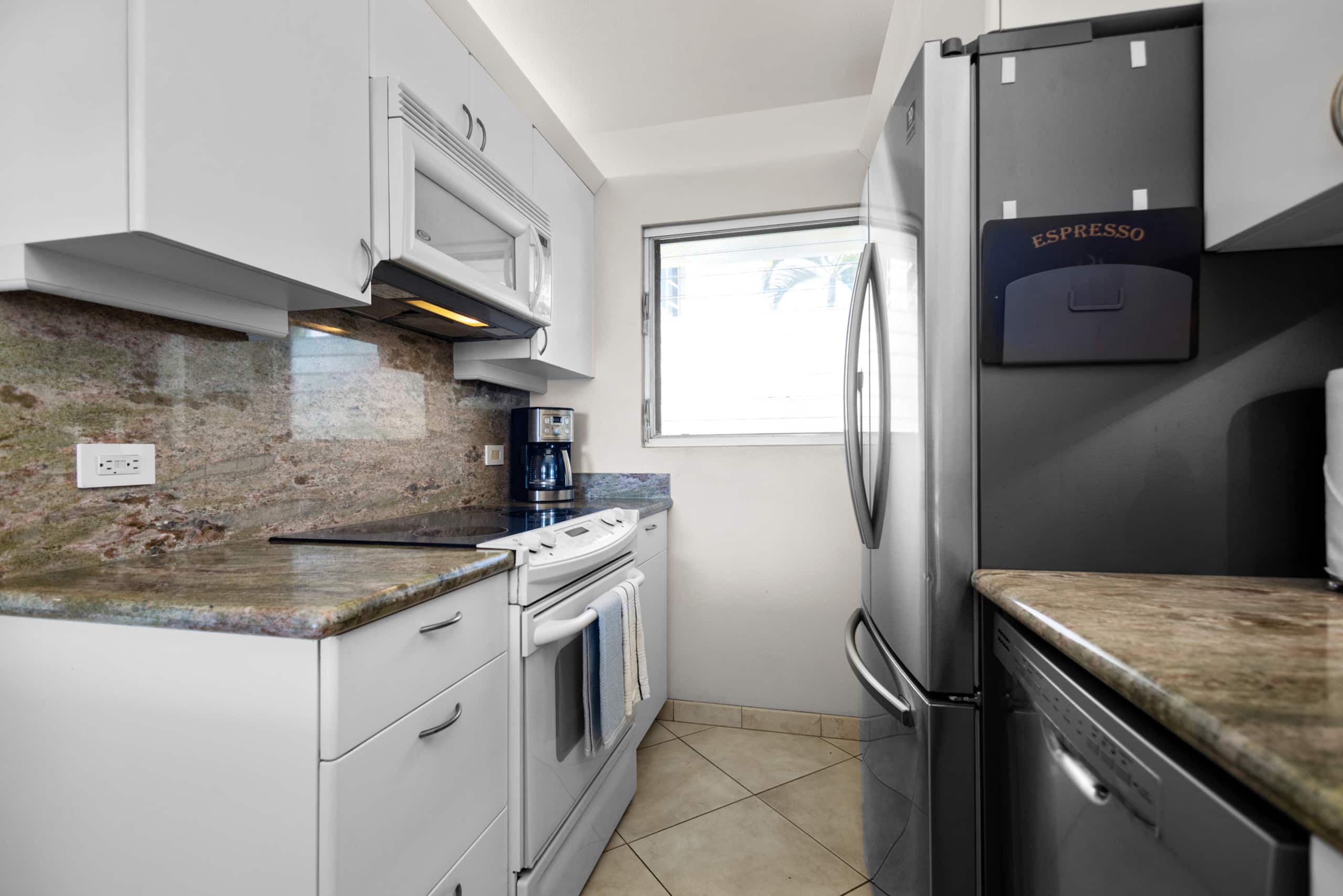 Condo in Kihei · ★4.96 · 2 bedrooms · 3 beds · 2 baths - Image 14