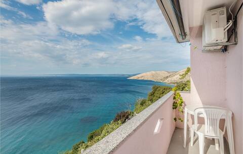 Beautiful apartment in Stara Baska 1