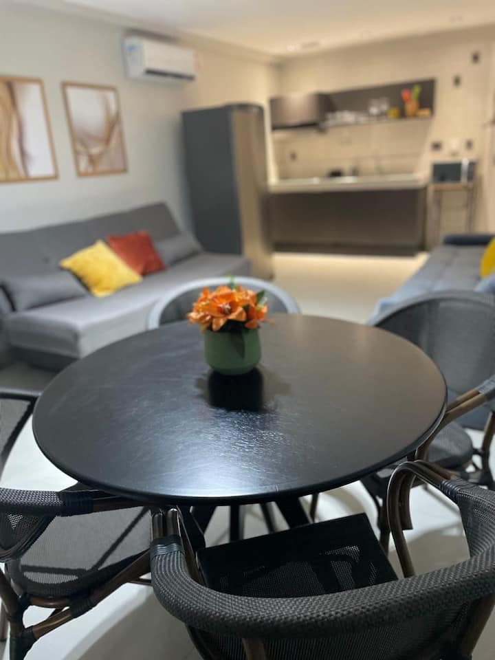 Სასადილო ოთახი