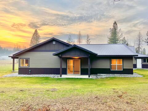 New home: 2 patios, 4 acres