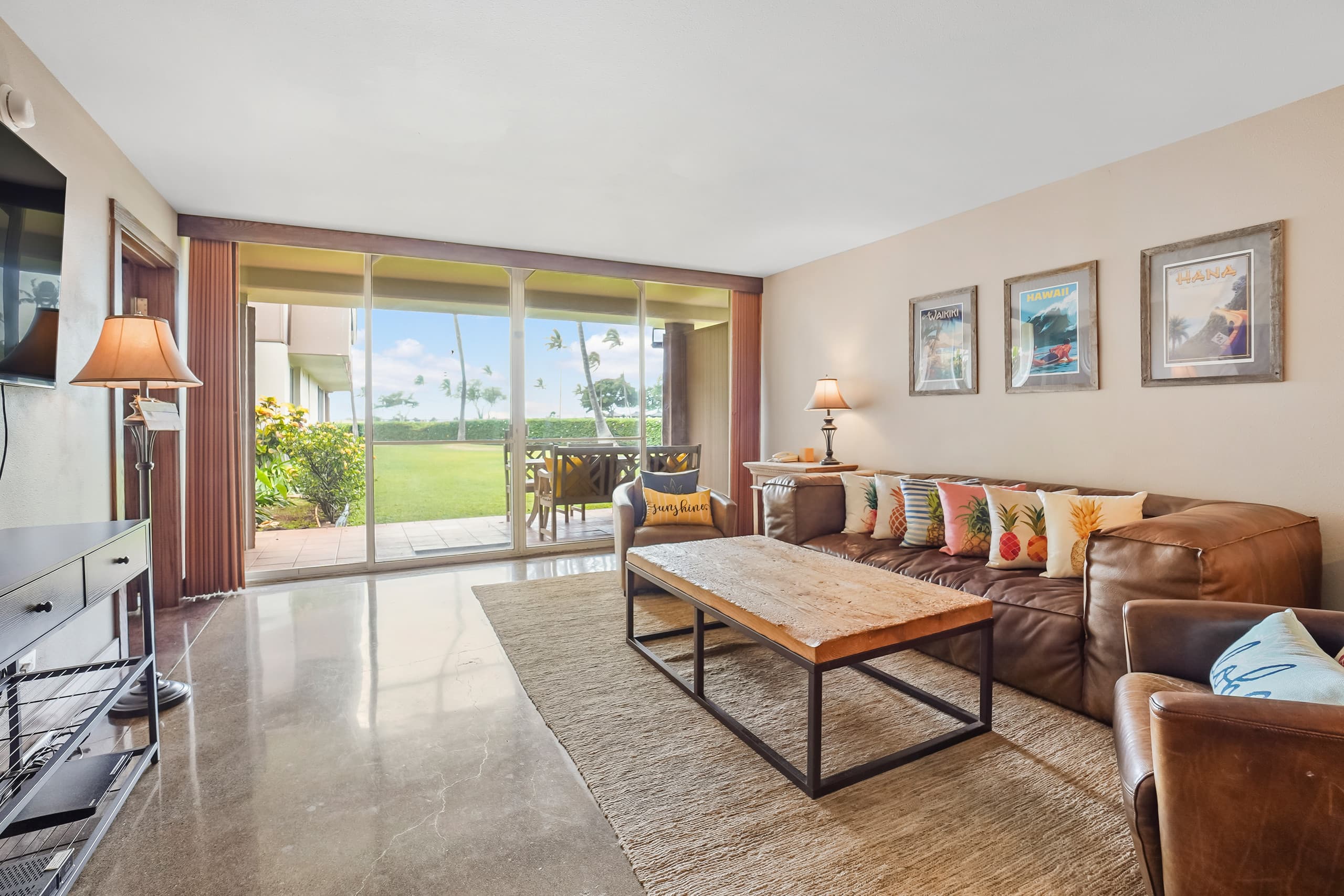 Home in Lahaina · ★4.78 · 1 bedroom · 2 beds · 2 baths - Image 1