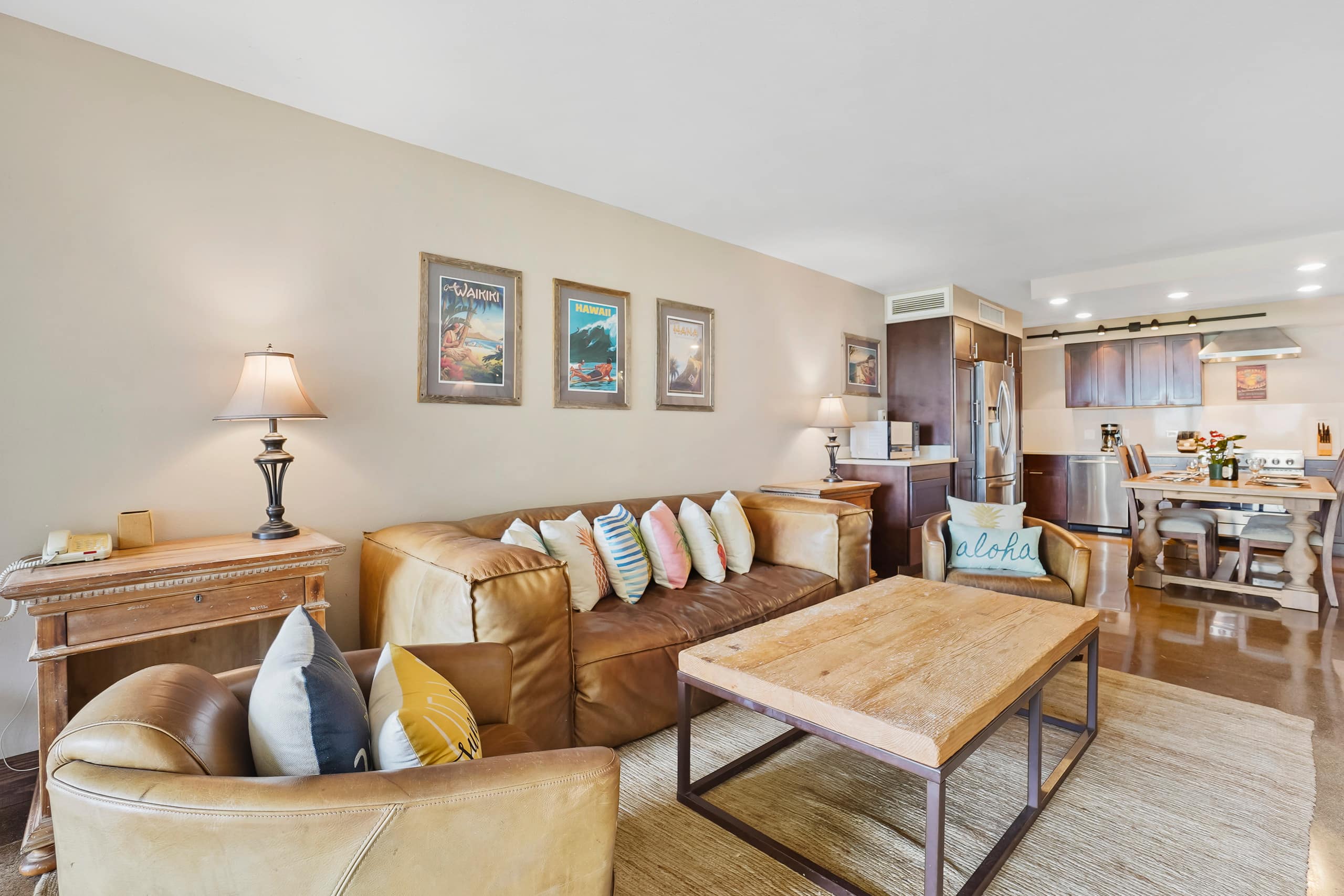 Home in Lahaina · ★4.78 · 1 bedroom · 2 beds · 2 baths - Image 2
