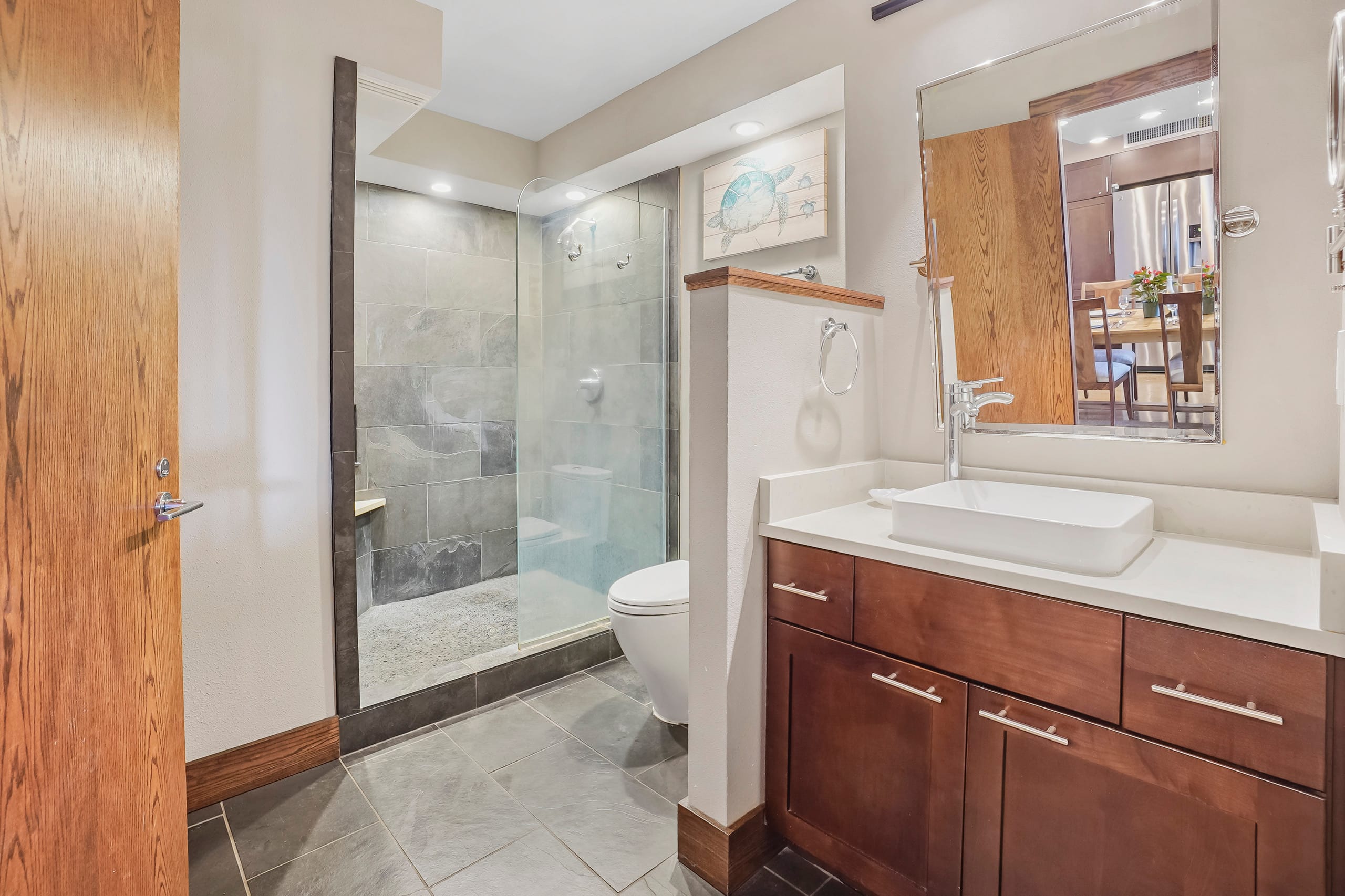 Home in Lahaina · ★4.78 · 1 bedroom · 2 beds · 2 baths - Image 15