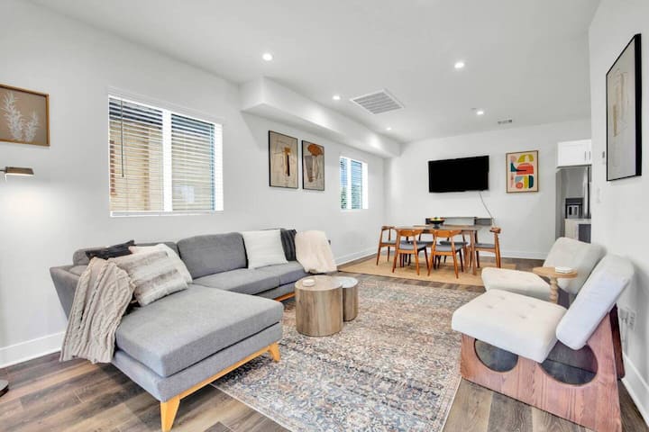 Luxe Townhouse Near Downtown L.a - Los Angeles, CA